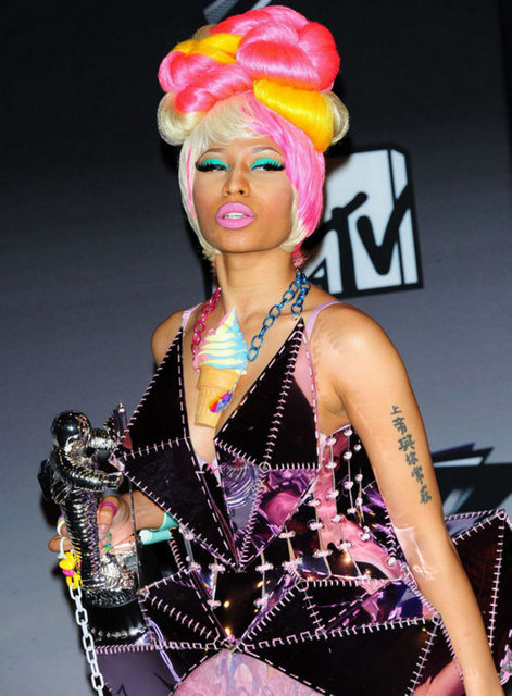 NICKY MINAJ