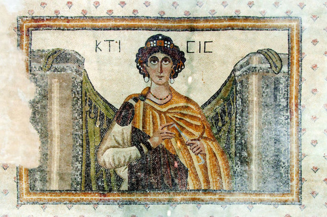 Gaziantep'te toplam 30 bin metrekarelik kapalı alanda kurulan müzede, 3 kattan oluşan yaklaşık 7 bin 75 metrekarelik sergi salonları bulunuyor.