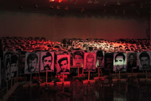 Müzede dönemin gençlik liderlerinin fotoğrafları da sergilendi