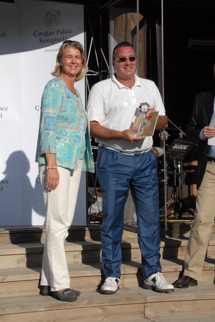 ANDREA MUEEGE, REFİK SAY 