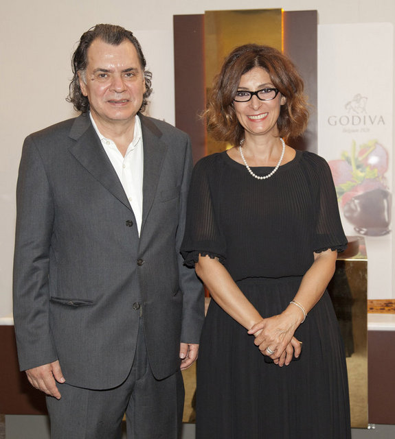ART BEAT PROJE DİREKTÖRÜ ARHAN KAYAR VE SPONSORU YILDIZ HOLDİNG KURUMSAL İLETİŞİM GENEL MÜDÜRÜ ZUHAL ŞEKER 
