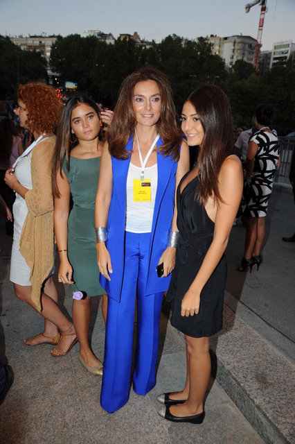 BANU ÇARMIKLI 
