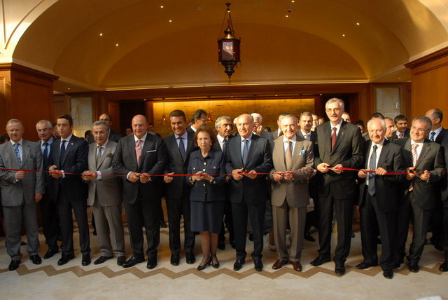 ALİ KOÇ, BAŞARAN ULUSOY, MUSTAFA KOÇ, MUSTAFA SARIGÜL, SEMAHAT ARSEL, KADİR TOPBAŞ, RAHMİ KOÇ 