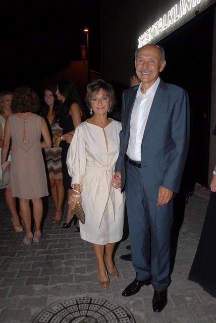 NESRİN - AHMET ESİRTGEN 