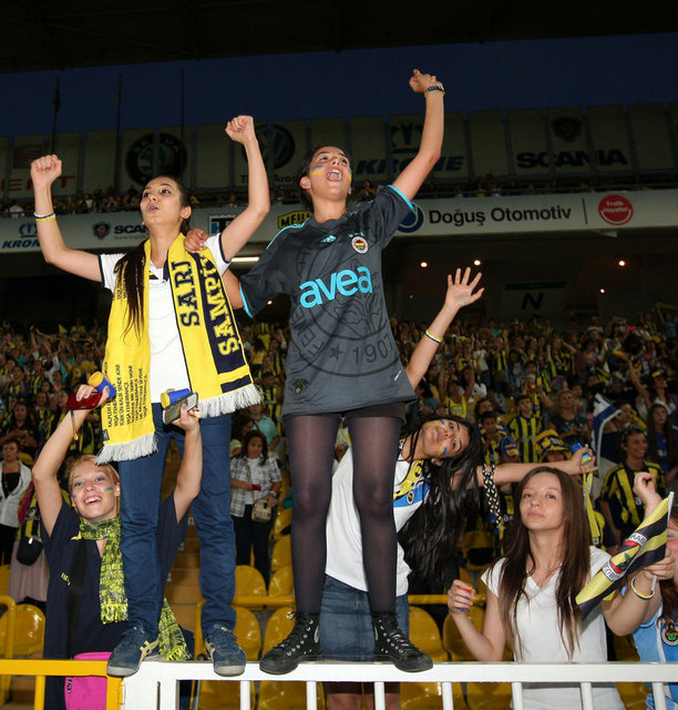 "Kadın amigo şart."