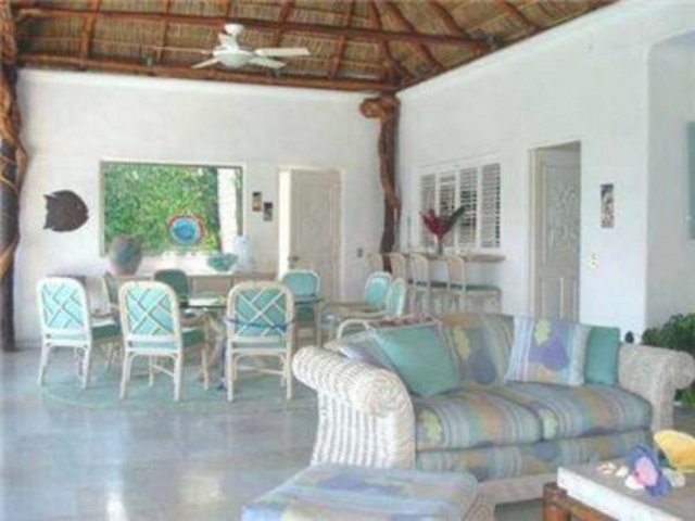 GUTI - İSPANYA'DAKİ EVİ