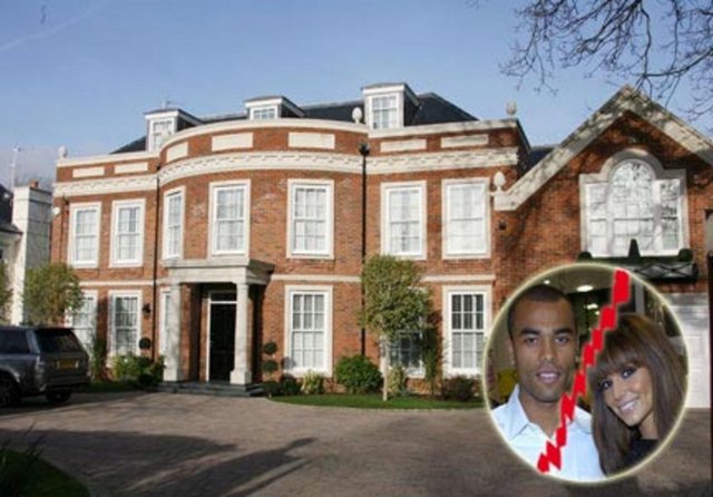 ASHLEY COLE - CHERLY ESKİ EVİ