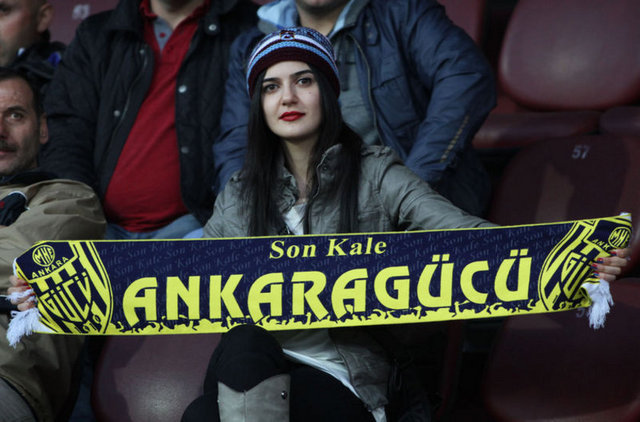 MKE ANKARAGÜCÜ -  -  - KOLTUK SAYISI: 913 - BÖLÜM: MARATON TRİBÜNÜ A BLOK -