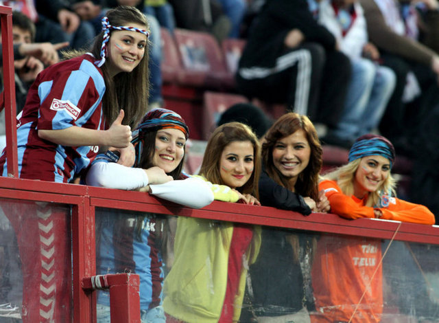 TRABZONSPOR A.Ş. -  -  - KOLTUK SAYISI: 3000 - BÖLÜM: KAPALI VE VIP TRİBÜN -