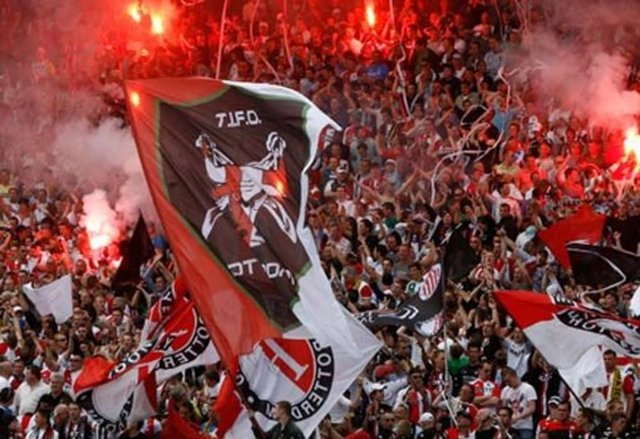 VAK-X - FEYENOORD (HOLLANDA)
