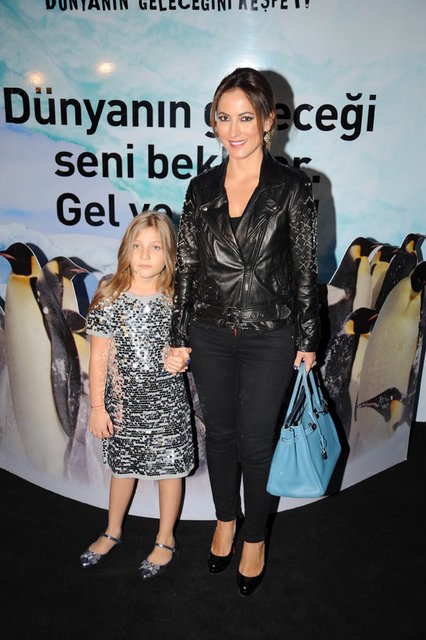 YELDA, DEFNE TİFTİK