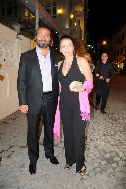 ERKUT - ASLI SOYAK