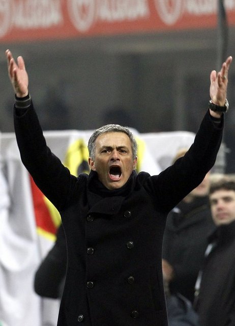 Hakemler hakkındaki soruya verdiği cevap: ''O sizin sorununuz ben yabancıyım gideceğim bir gün. Hakemler sizin, ne yapacağınızı  siz düşünün.''