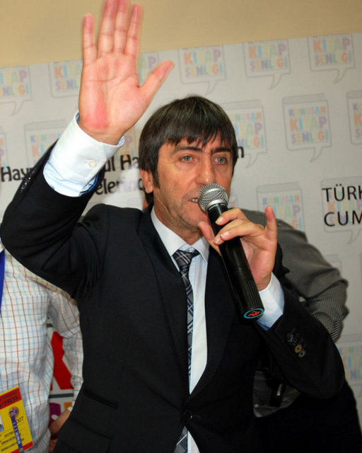 RIDVAN DİLMEN: "Okuyucular da benden sıkılmışlardır artık. Her dakika aynı şeyleri söylüyorum, yazıyorum diye."