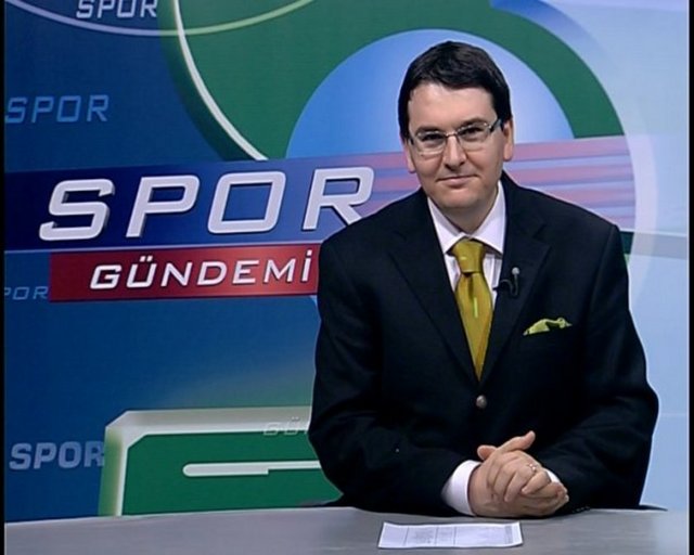 EMRE TİLEV Is penalty penalty  (Euro 2000'de Türkiye İtalya maçında rakip takımın kazandığı penaltı pozisyonunun haklı mı haksız mı olduğunu sormak istiyor)