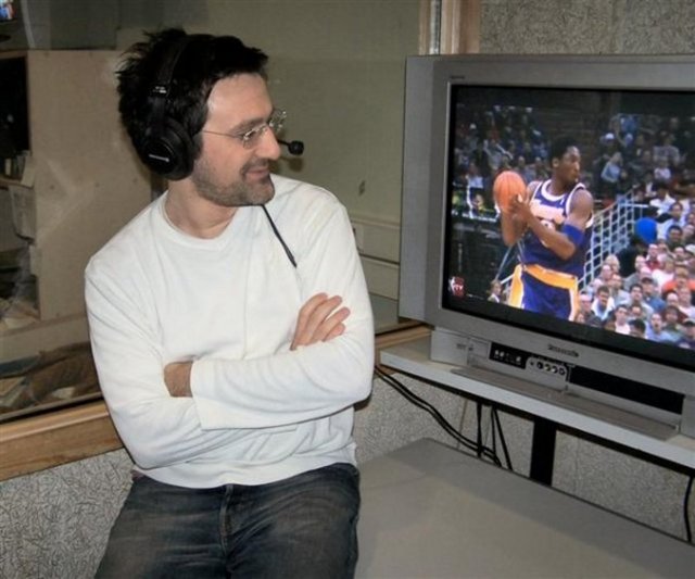 MURAT KOSOVA: "Faul, faul!! Yok ya faul değilmiş sanırım ben gaza gelmişim."