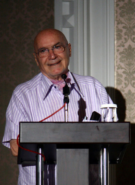 HINCAL ULUÇ: "Efendim.. Eeeee... Hakan'ın şeyi yok!.."