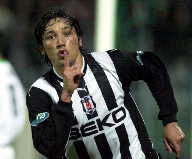 İLHAN MANSIZ:  "Top kaleye girince gol olduğunu anladım"