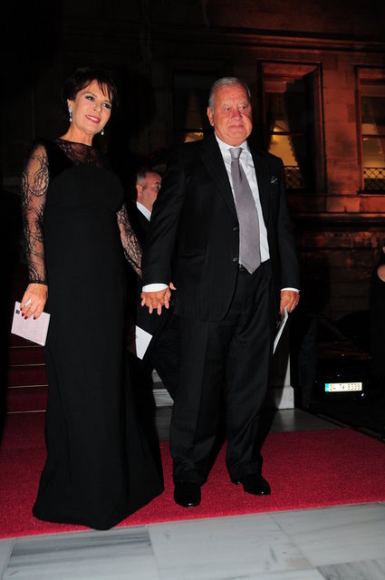 HÜLYA KOÇYİĞİT, SELİM SOYDAN