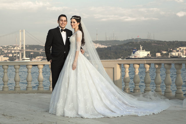 ZEYNEP - MUSTAFA ERÖĞÜT
