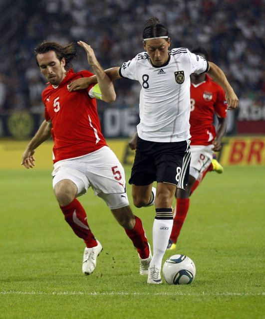 serdar_kesimal Serdar Kesimal 53 - Mesut Özil'e Bundan sonra kimse sallamasin...