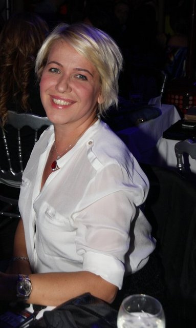 AYŞE ENGİN