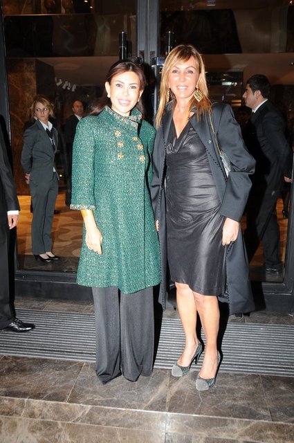 SUZAN SABANCI DİNÇER, DALIA GARİH
