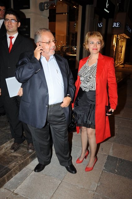 CERİ BENARDETE, VERONICA LEONDITOVA