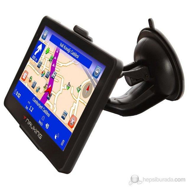 Adres ve telefon numaraları dahil 560 bin önemli bilgi noktası (otel, hastane, benzin istasyonu...vs) içeren cihaz, 4 GB'lik dahili hafıza, müzik çalma, video oynatma, resim gösterme, FM aktarım, 50 ilde sesli yönlendirme, bluetooth üzerinden eller serbest bir şekilde telefon görüşmesi yapabilme özelliklerine sahip. Fiyatı 379 TL.