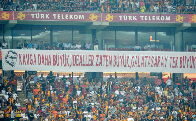 SerkanBALBAL | @serkanyakin onlar stada almazsa bizler çarşıda ağırlarız. #carsiyagelfener #carsiyagelfener -