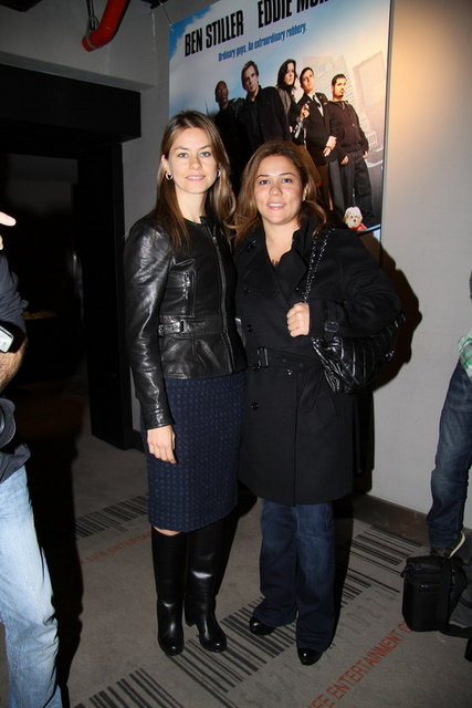 REYHAN DEMİRÖREN, ESRA TAŞAR