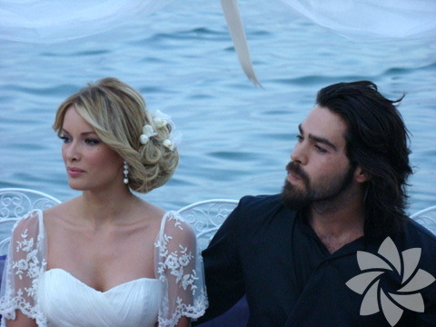 Gamze Özçelik ve Uğur Pektaş