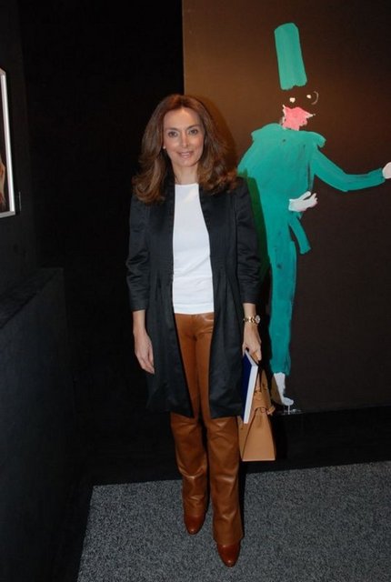BANU ÇARMIKLI 