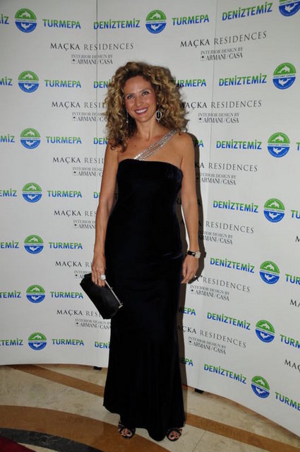ESRA OFLAZ GÜVENKAYA