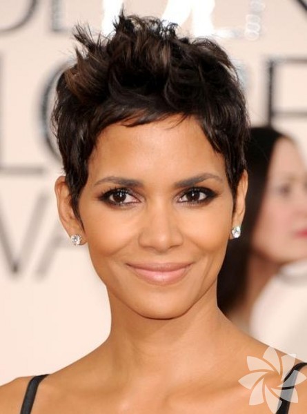 Peri - Halle Berry 
