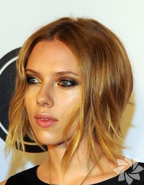 Bob - Scarlett Johansson