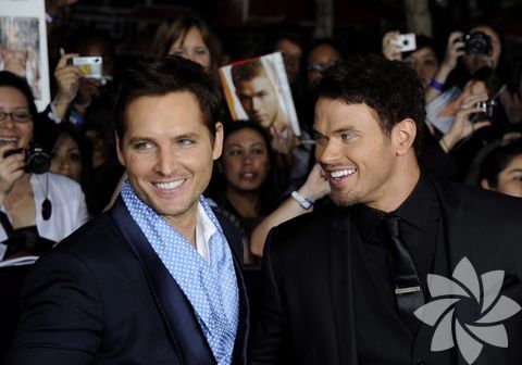 Peter Facinelli and Kellan Lutz