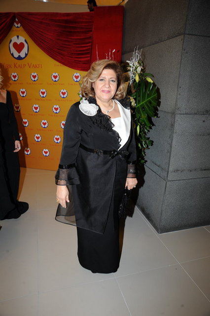 NEVAL GÜLER