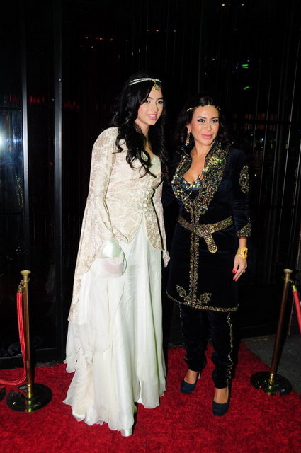 CEYDA DİNÇER, SUZAN SABANCI DİNÇER