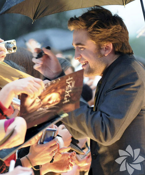 Robert Pattinson 