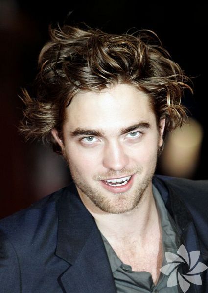 Robert Pattinson 