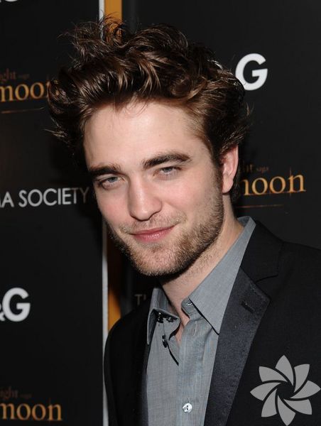 Robert Pattinson 