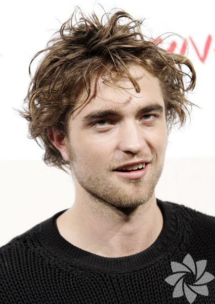 Robert Pattinson 