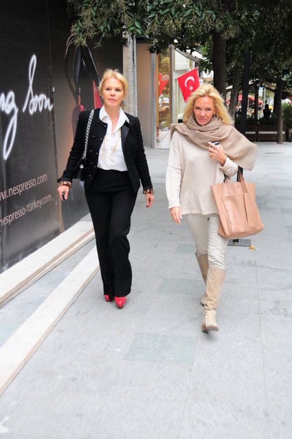BETTİNA MACHLER, CANDAN KIRAMER