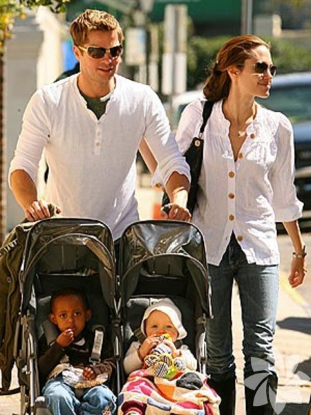 Angeline Jolie ve Brad Pitt 