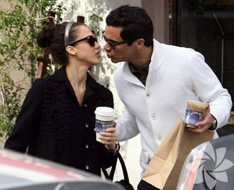 Jessica Alba ve Cash Warren