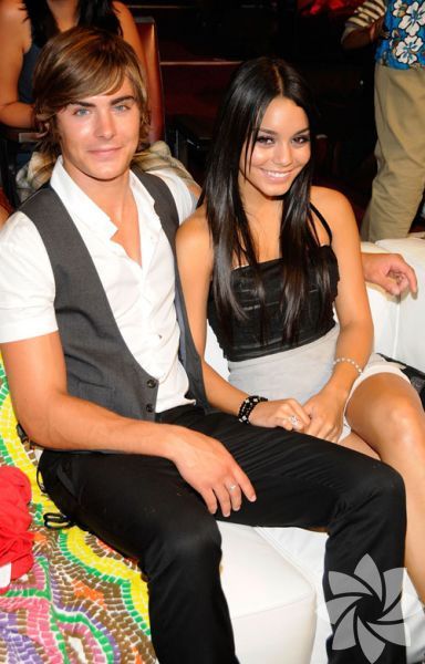 Zac Efron ve Vanessa Hudgens