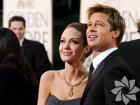 Angeline Jolie ve Brad Pitt 