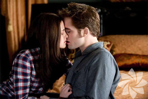 Kristen Stewart ve Robert Pattinson