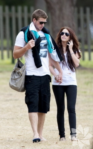 Miley Cyrus ve Liam Hemsworth